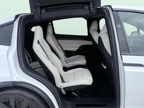 Used 2023 Tesla Model X AWD/4WD image 49