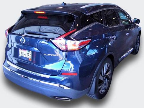 Used 2015 Nissan Murano Platinum w/ Platinum Technology Package FWD image 3
