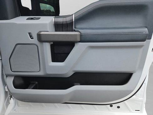 Used 2022 Ford F350 Limited w/ FX4 Off-Road Package image 36