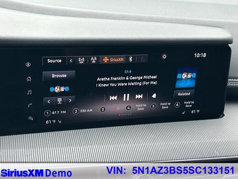 Used 2025 Nissan Murano SV AWD/4WD image 25