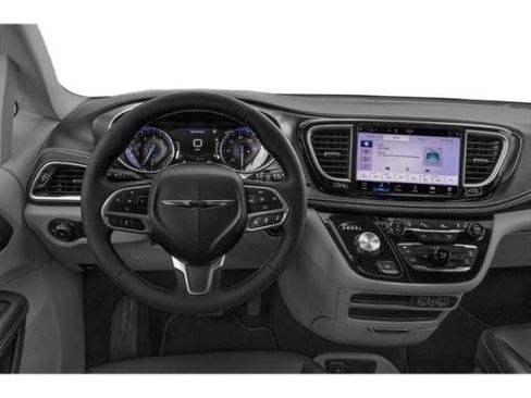 Used 2024 Chrysler Pacifica Touring-L FWD image 37