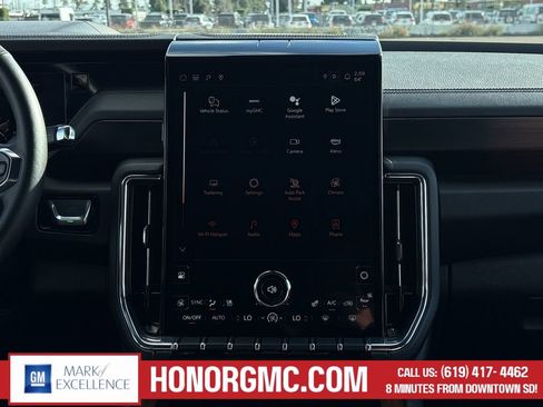 Used 2025 GMC Yukon Denali image 28