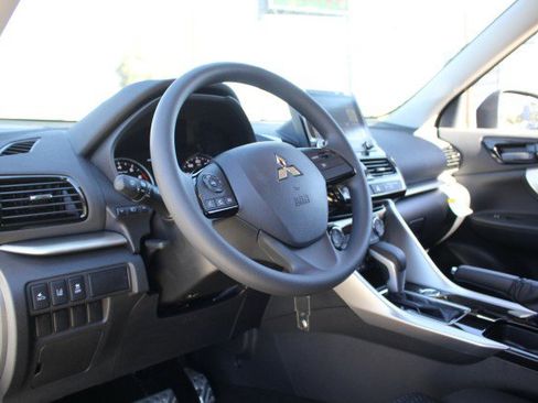 New 2026 Mitsubishi Eclipse Cross ES image 5