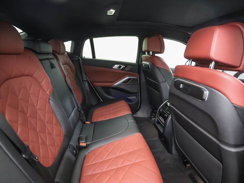 Certified 2024 BMW X6 xDrive40i w/ Premium Package image 27