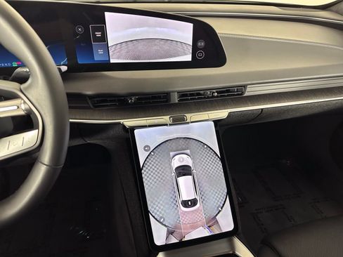 Used 2025 Lucid Air Touring AWD/4WD image 43