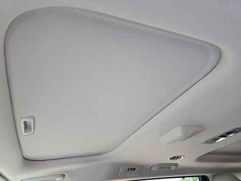 New 2026 Kia Carnival SX Prestige FWD image 24