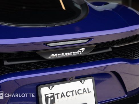 Used 2022 McLaren GT image 19