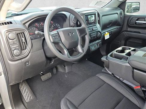 New 2026 Chevrolet Silverado 1500 Custom Trail Boss w/ LPO, Dark Essentials Package image 3