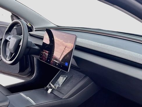 Used 2025 Tesla Model 3 Long Range AWD/4WD image 29