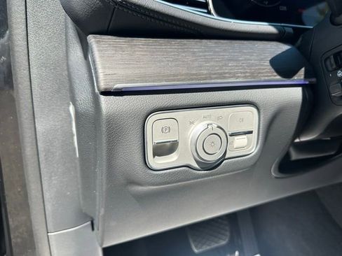 New 2026 Mercedes-Benz GLS 450 4MATIC image 12