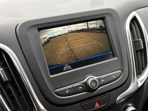 Used 2019 Chevrolet Equinox LT image 23