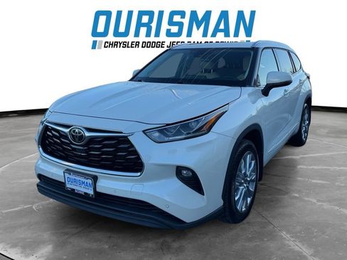 Used 2021 Toyota Highlander Limited image 7
