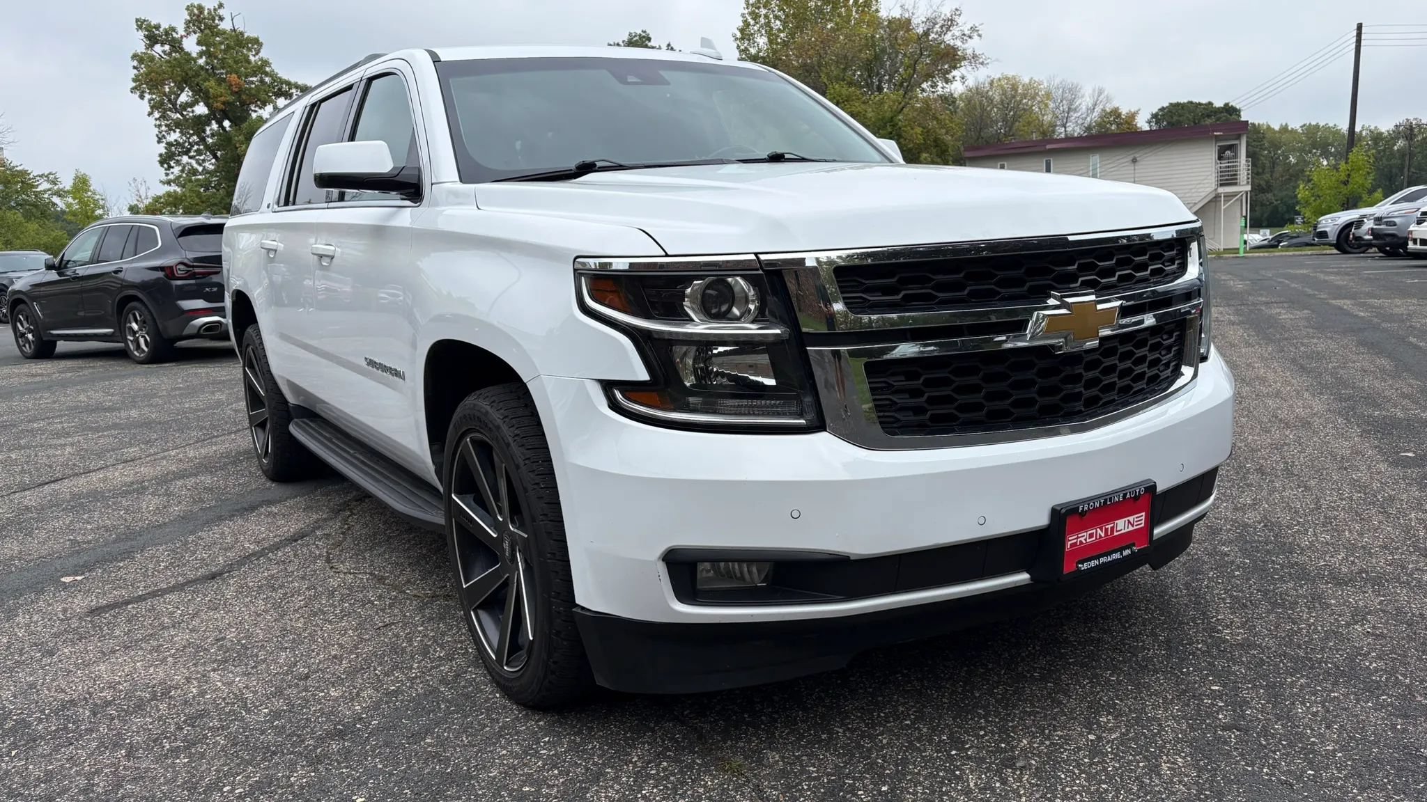 Used 2020 Chevrolet Suburban LT AWD/4WD image 12