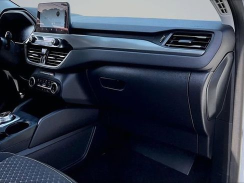 Used 2023 Ford Escape Active image 26