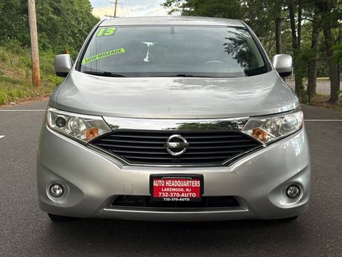 Used 2013 Nissan Quest SV w/ Leather Pkg FWD image 2