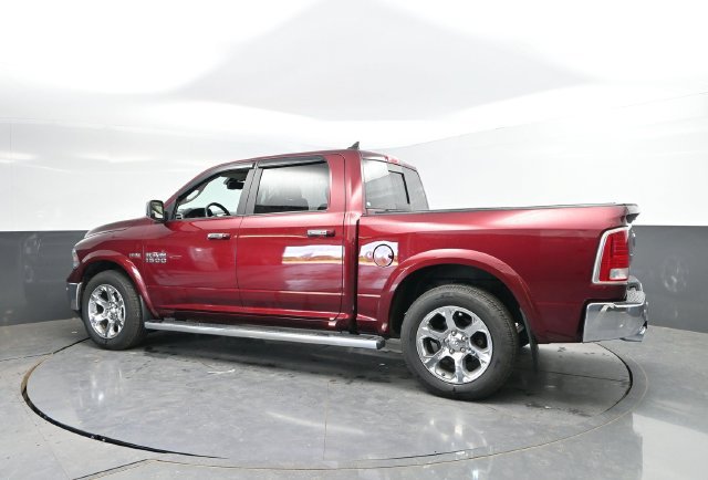 Used 2018 RAM 1500 Laramie w/ Convenience Group AWD/4WD image 8