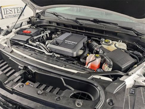 Certified 2023 Chevrolet Suburban RST w/ Luxury Package image 35