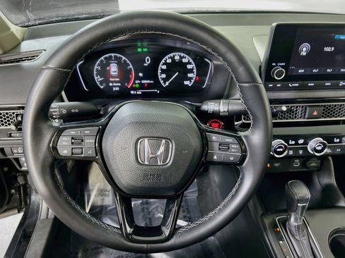 Used 2023 Honda Civic EX image 11