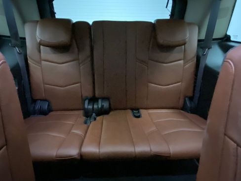 Used 2017 Cadillac Escalade Luxury w/ LPO, Radiant Package AWD/4WD image 42