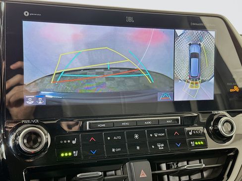 Used 2020 Toyota Highlander Limited AWD/4WD image 14