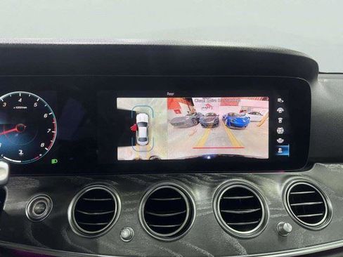 Used 2021 Mercedes-Benz E 350 4MATIC Sedan image 25