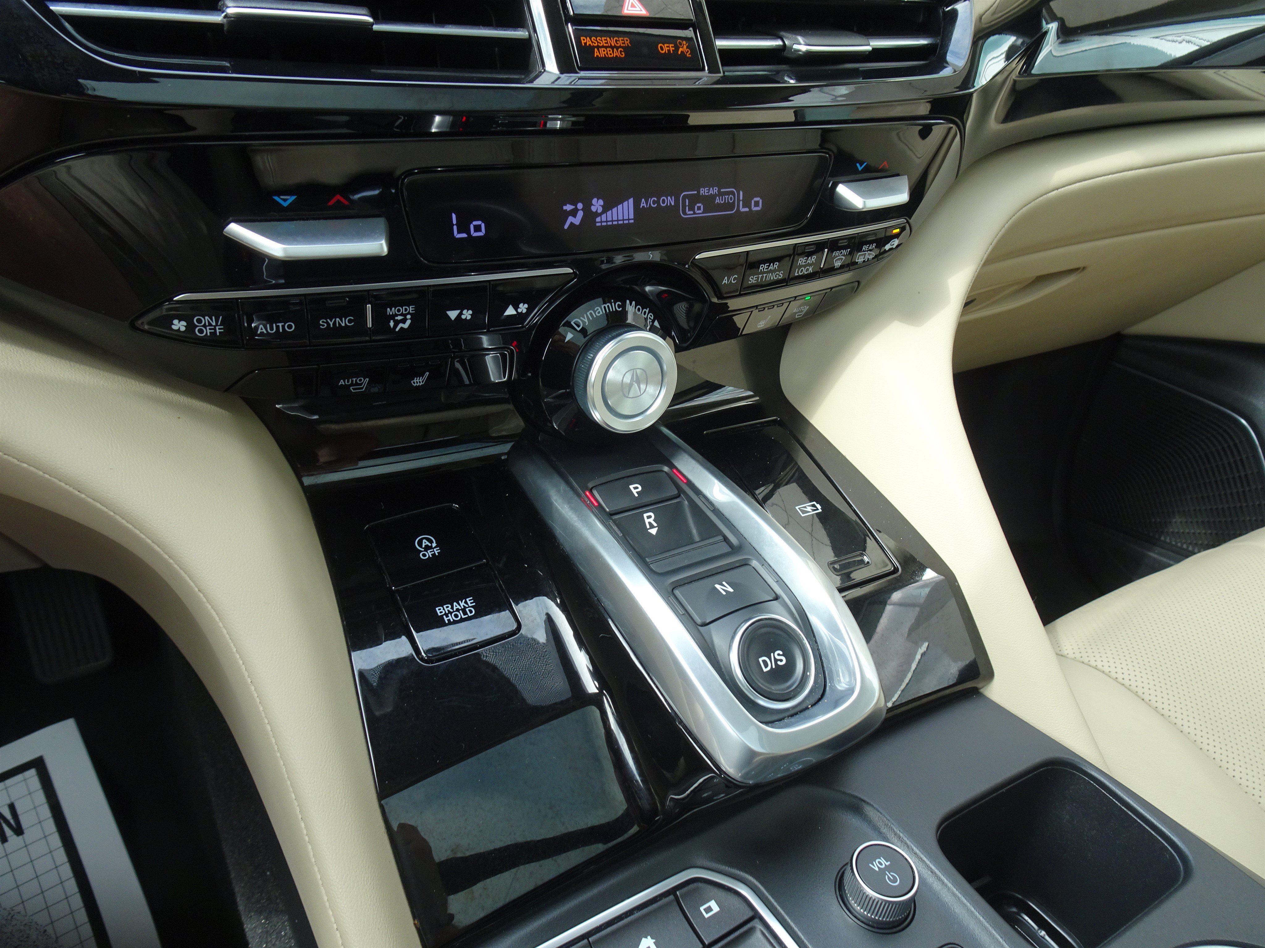 Used 2023 Acura MDX w/ Technology Package AWD/4WD image 19