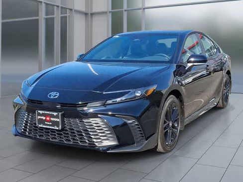 New 2026 Toyota Camry SE AWD/4WD image 1