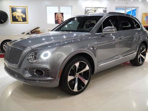 Used 2020 Bentley Bentayga AWD/4WD image 4