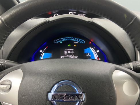 Used 2013 Nissan Leaf S w/ Charger Pkg image 22