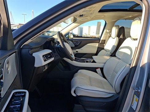 Used 2022 Lincoln Aviator Black Label image 13