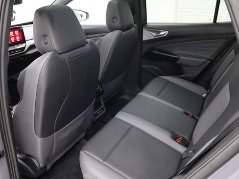 Used 2023 Volkswagen ID.4 Pro S image 11