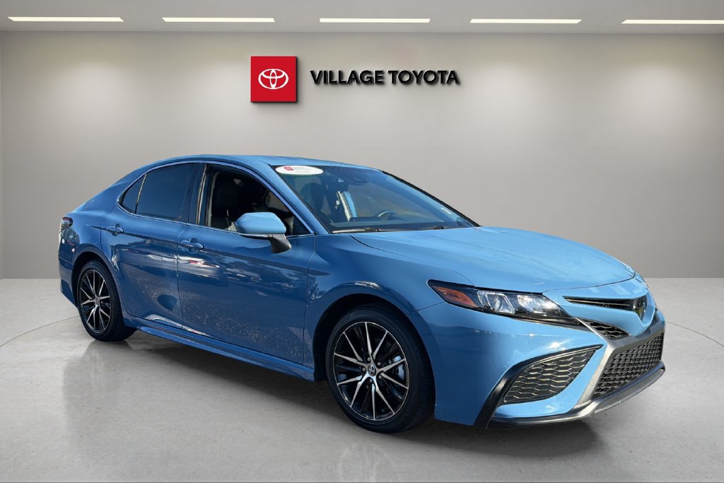 Certified 2023 Toyota Camry SE FWD image 7