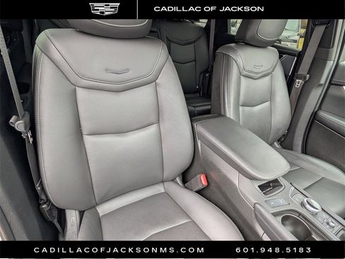 Used 2025 Cadillac XT5 Premium Luxury image 22