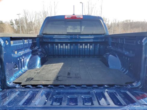 Used 2019 Chevrolet Colorado LT w/ LT Convenience Package image 7