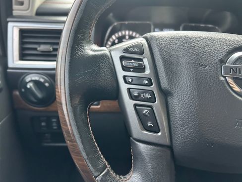 Used 2018 Nissan Titan Platinum Reserve w/ Platinum Utility Package image 18