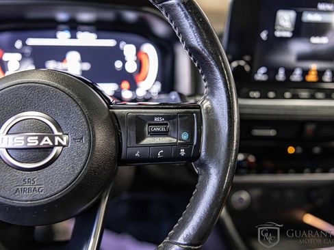 Used 2023 Nissan Rogue Platinum w/ Platinum Premium Package image 25