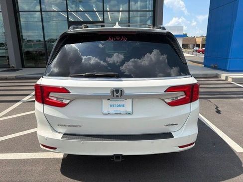 Used 2018 Honda Odyssey Touring image 6
