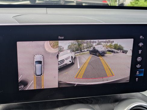 Certified 2022 Mercedes-Benz GLC 300 4MATIC image 20