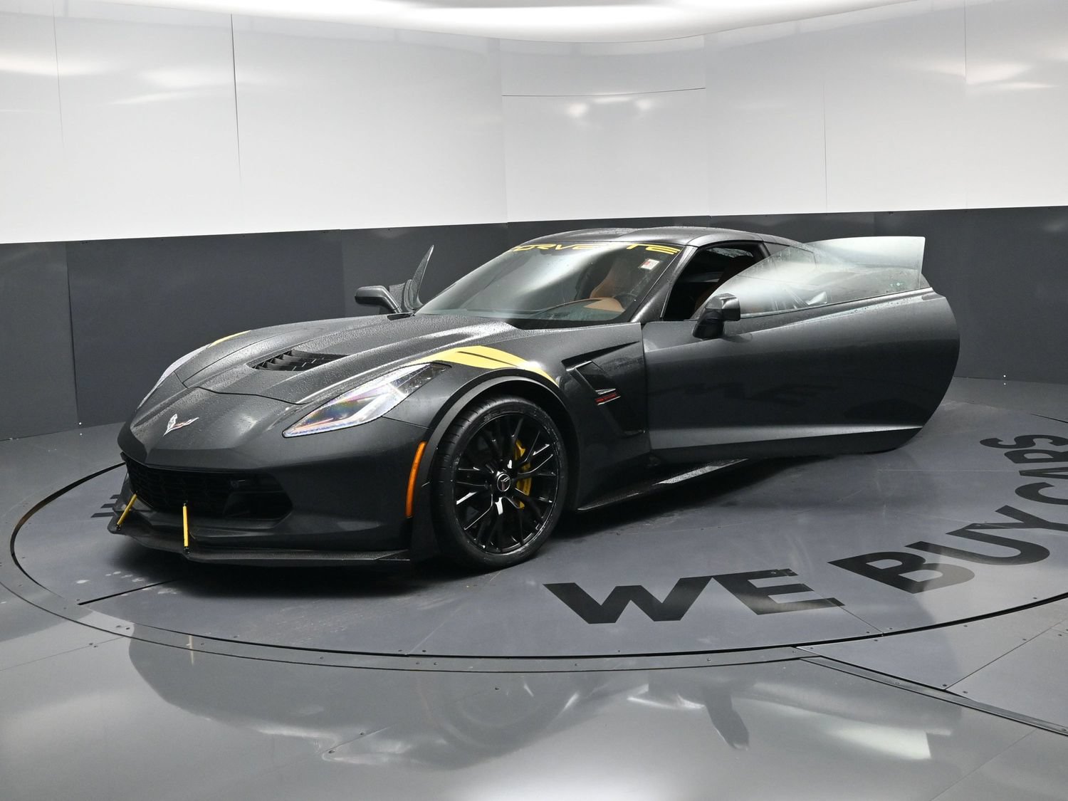 Used 2018 Chevrolet Corvette Grand Sport RWD image 22