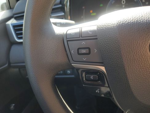 Certified 2025 Toyota Camry LE image 21