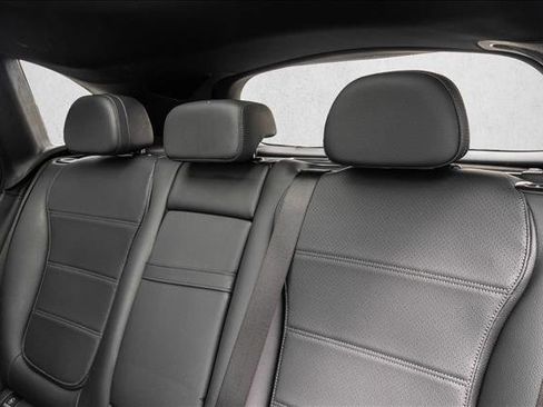 Used 2023 Mercedes-Benz GLC 300 4MATIC image 22