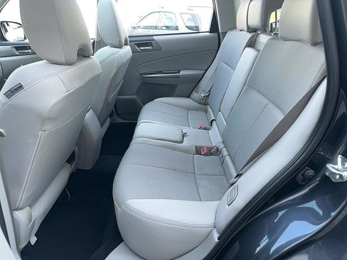 Used 2012 Subaru Forester 2.5X Premium w/ All-Weather Pkg image 18