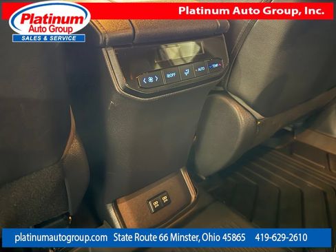 Used 2021 Toyota Highlander XSE FWD image 31