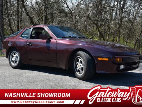 Used 1987 Porsche 944 S image 1