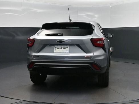 New 2026 Chevrolet Trax RS FWD image 6