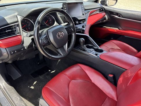 Used 2022 Toyota Camry XSE FWD image 19