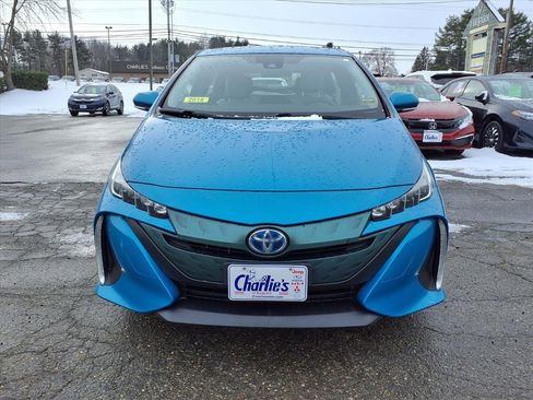 Used 2018 Toyota Prius Prime Plus image 2