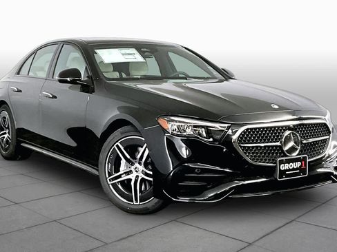 New 2026 Mercedes-Benz E 350 4MATIC Sedan image 2