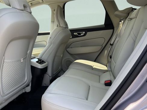 New 2026 Volvo XC60 B5 Ultra w/ Climate Package PRO AWD/4WD image 12