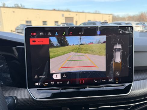 New 2026 Volkswagen GTI SE image 4